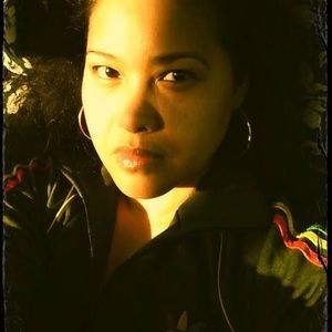 Meet your Posher, Grace rubi